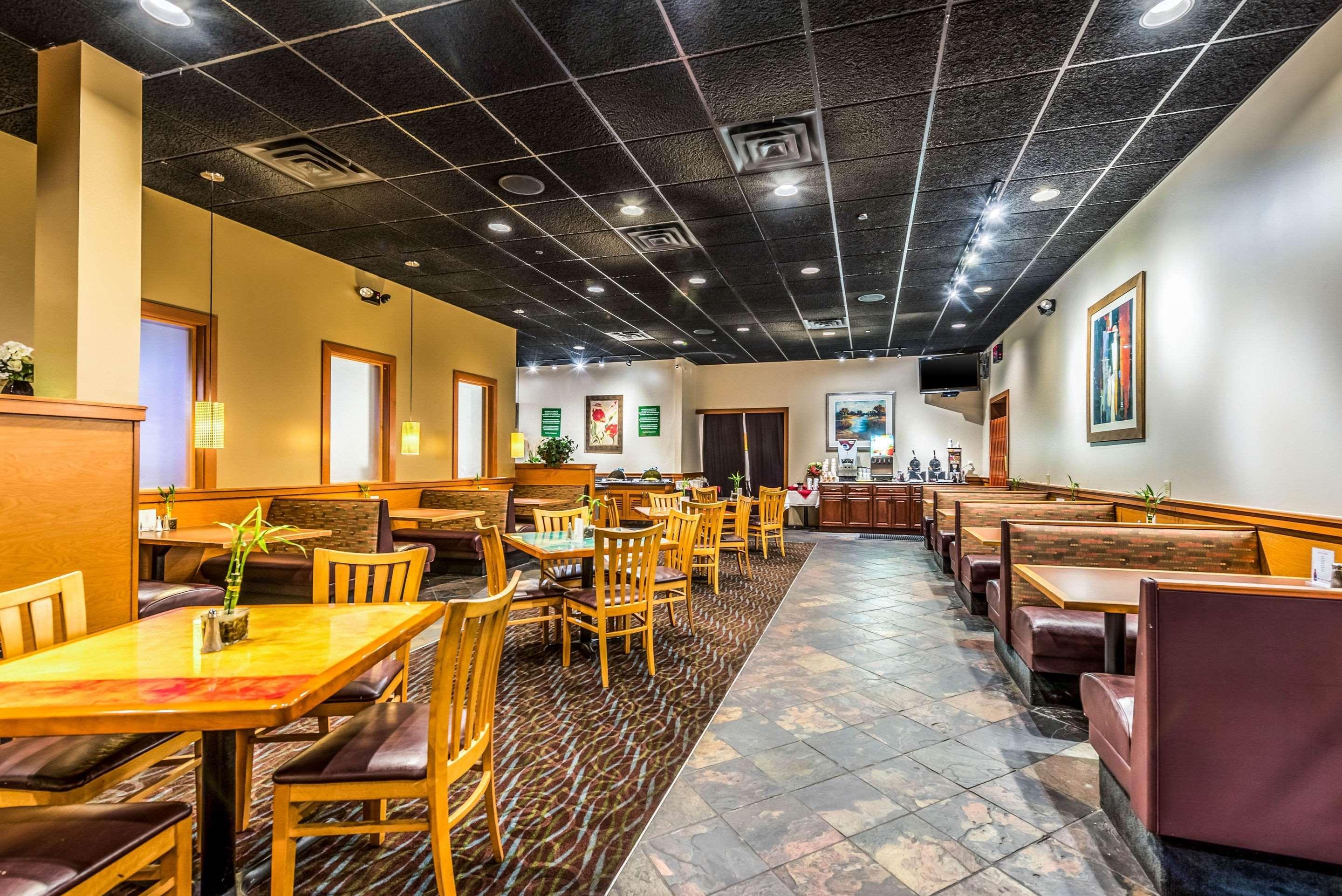 Clarion Hotel Cincinnati North Sharonville Esterno foto