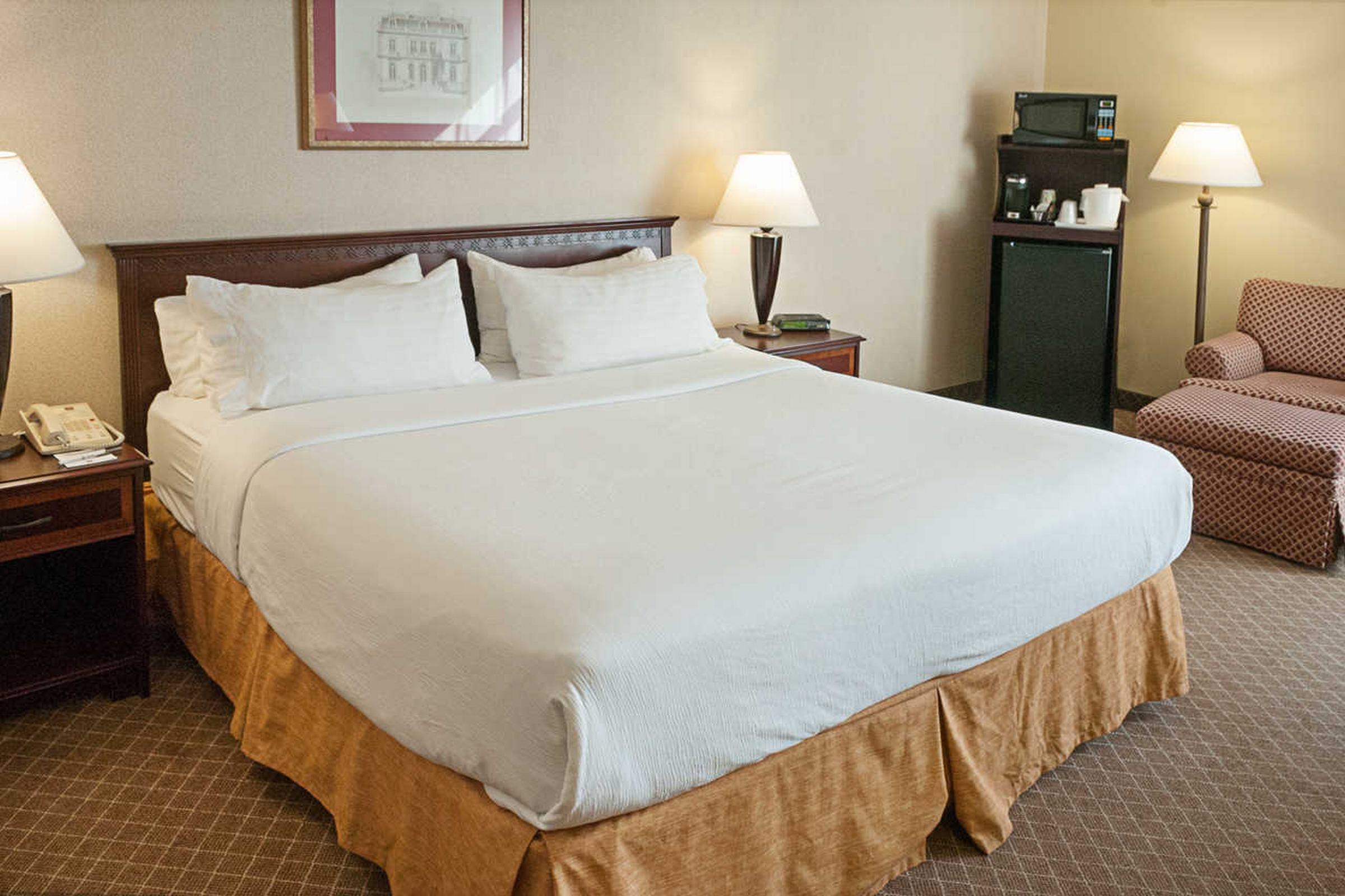 Clarion Hotel Cincinnati North Sharonville Esterno foto