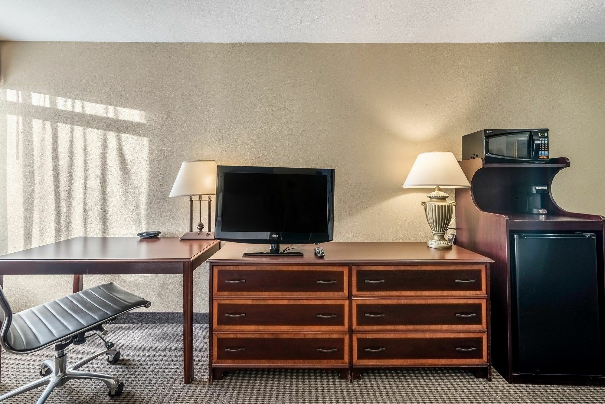 Clarion Hotel Cincinnati North Sharonville Esterno foto