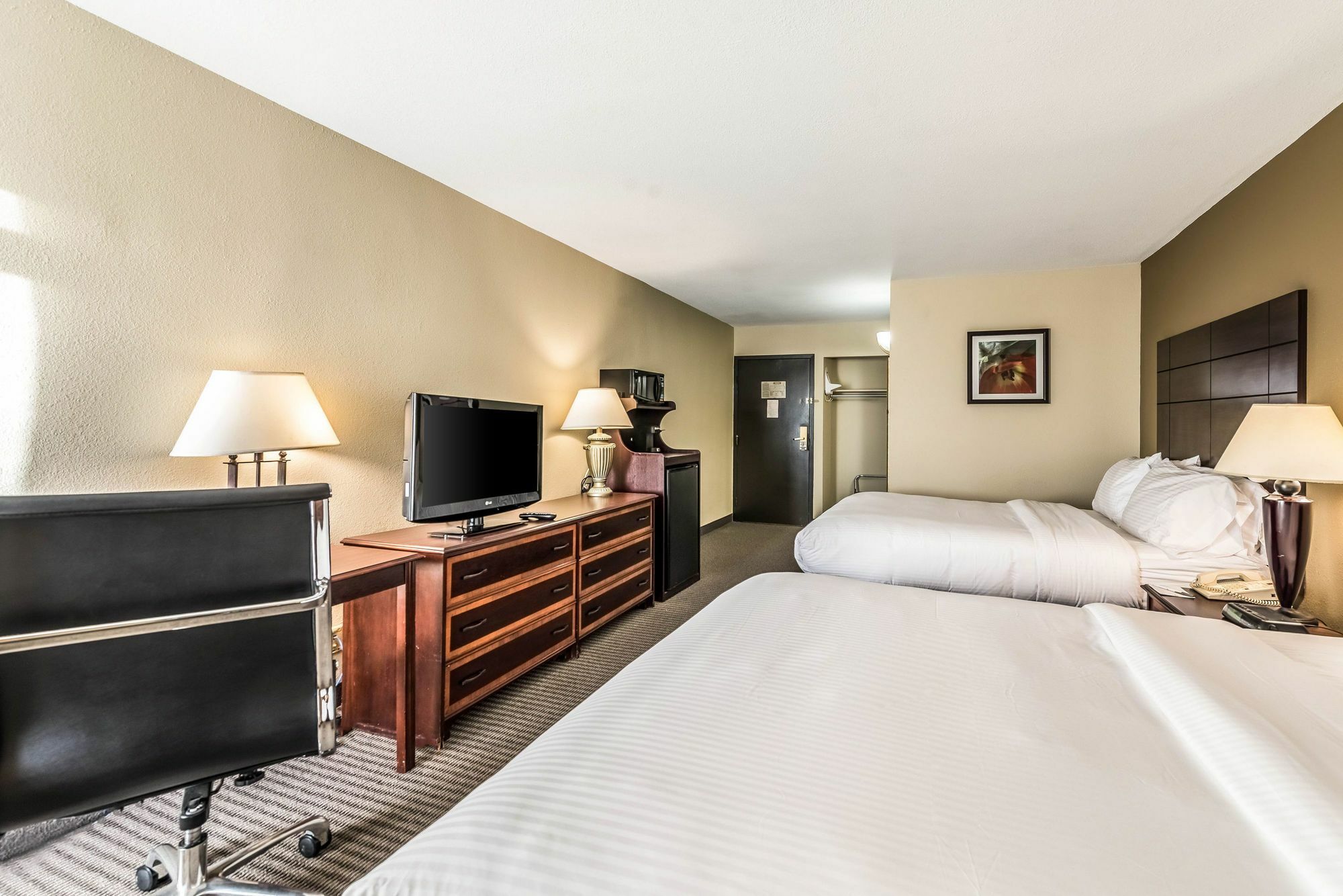 Clarion Hotel Cincinnati North Sharonville Esterno foto