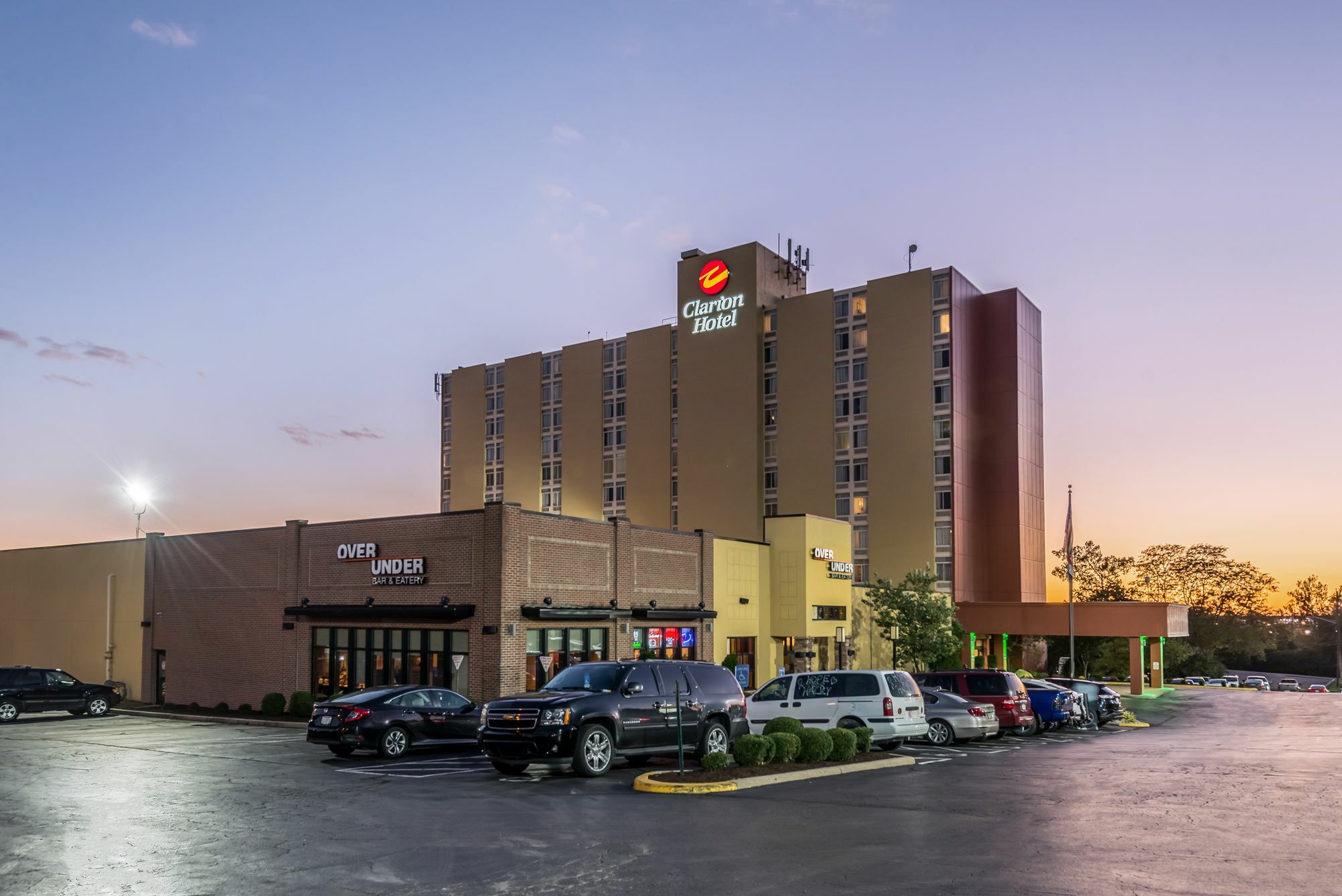 Clarion Hotel Cincinnati North Sharonville Esterno foto